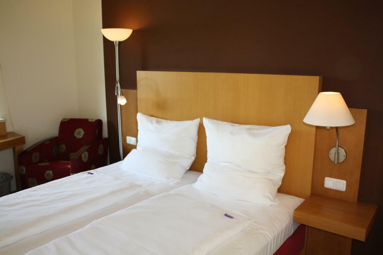 Pension Geno Geisenhausen Екстер'єр фото